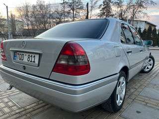 Mercedes C-Class