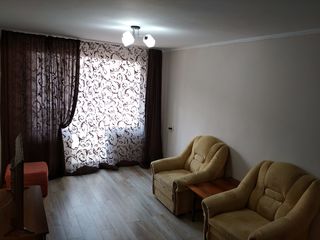 Apartament cu 2 camere, 42 m², Botanica, Chișinău foto 2