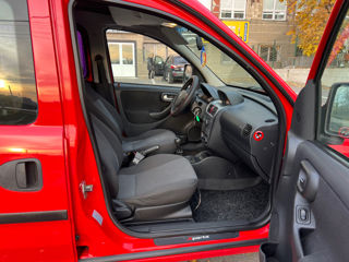 Opel Combo foto 10