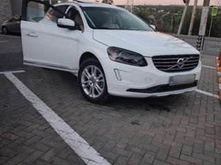 Volvo XC60 foto 3