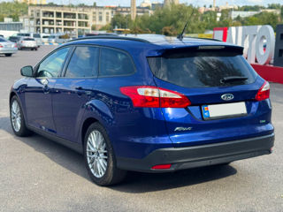 Ford Focus foto 7