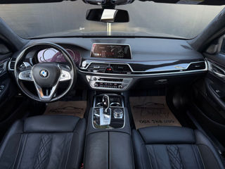 BMW 7 Series foto 9