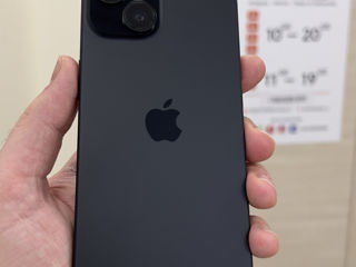 iPhone 15 (128)