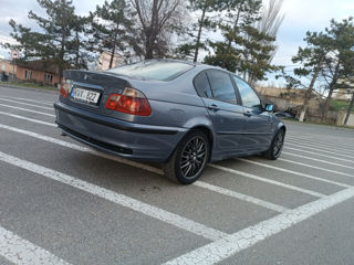 BMW 3 Series foto 7