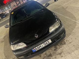 Renault Laguna foto 3