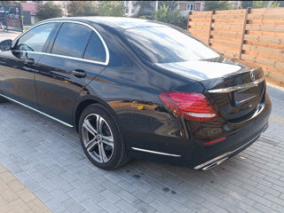 Mercedes E-Class foto 4