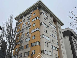 Apartament cu 5 camere sau mai multe, 156 m², Buiucani, Chișinău foto 16