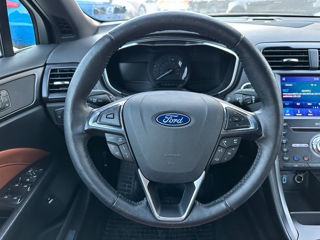 Ford Fusion foto 17