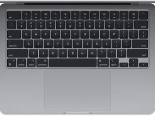 MacBook Air 13,6", M3 chip, 16GB, 256GB SSD, Space Gray (Apple 2024) foto 2