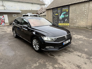 Volkswagen Passat foto 1