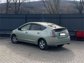 Toyota Prius foto 6