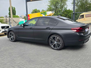 BMW 5 Series foto 9