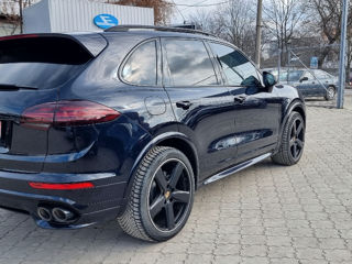 Porsche Cayenne foto 4