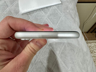 iPhone XR White 128Gb foto 8