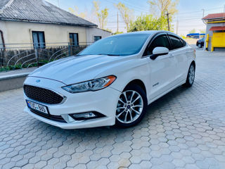 Ford Fusion foto 2