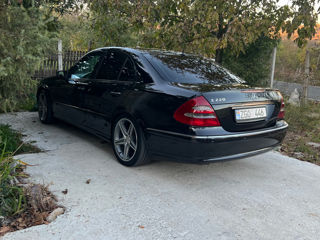 Mercedes E-Class фото 3