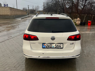 Volkswagen Passat foto 3