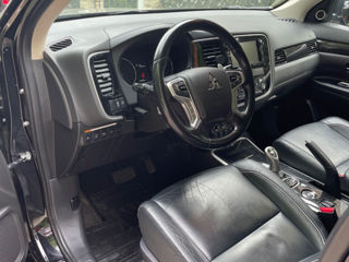 Mitsubishi Outlander foto 5