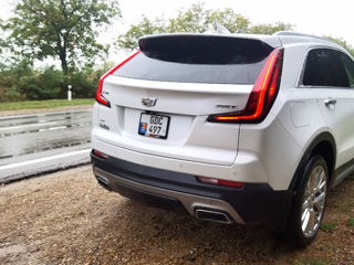 Cadillac XT4 foto 2