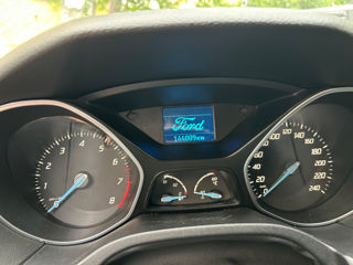 Ford Focus фото 8