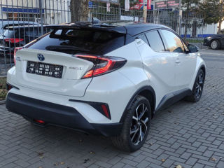 Toyota C-HR foto 6