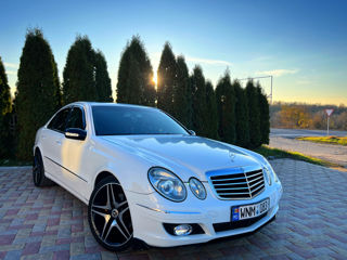 Mercedes E-Class foto 7