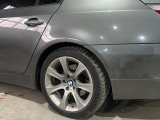 BMW 5 Series foto 8