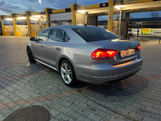 Volkswagen Passat foto 4