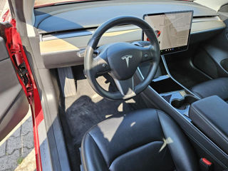 Tesla Model 3 foto 5