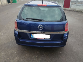 Opel Astra foto 3