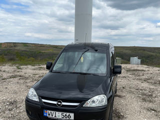 Opel Combo, 2011
