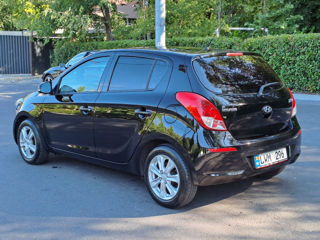 Hyundai i20 foto 4