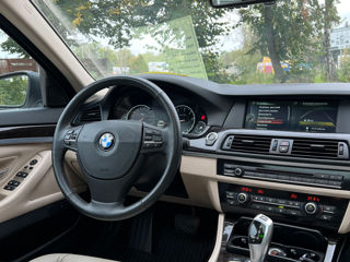 BMW 5 Series foto 12