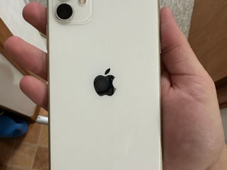 Продам iPhone 11 white