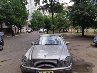 Mercedes E-Class foto 5