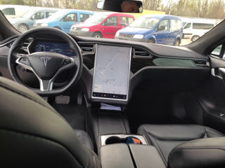 Tesla Model S foto 5