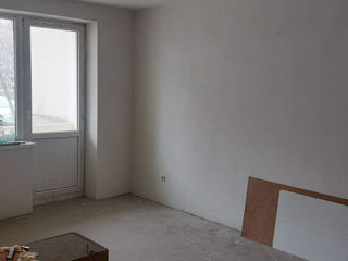 Apartament cu 3 camere, 90 m², Podul Chișinăului, Bălți foto 2