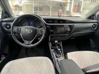 Toyota Auris foto 5