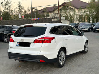 Ford Focus foto 10