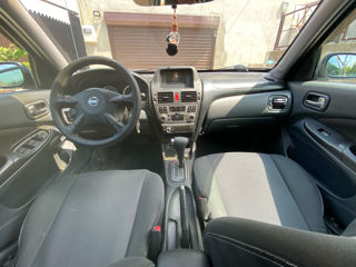 Nissan Almera foto 4