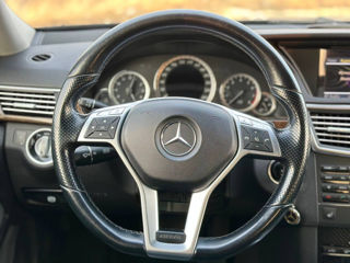 Mercedes E-Class foto 8