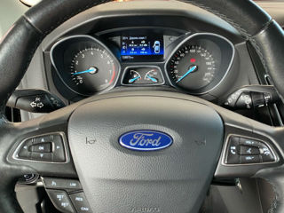 Ford Focus foto 6