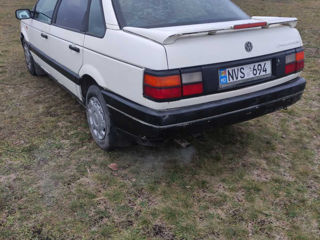 Volkswagen Passat foto 2