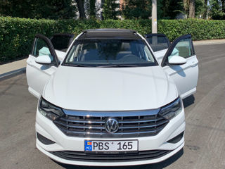 Volkswagen Jetta foto 2