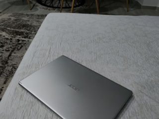 Acer Aspire 5 foto 4