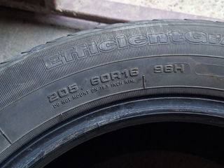 205 60 16, 2021 Goodyear iarnă 90% foto 5