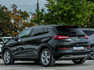 Opel Grandland X foto 2