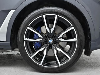 BMW X7 foto 3