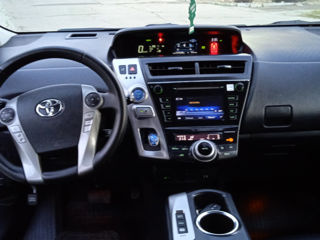 Toyota Prius + foto 4