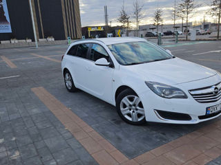 Opel Insignia фото 2